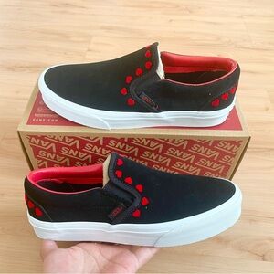 Vans LE Hearts Vans Black Red Hearts Suede Women Size 8.0 US